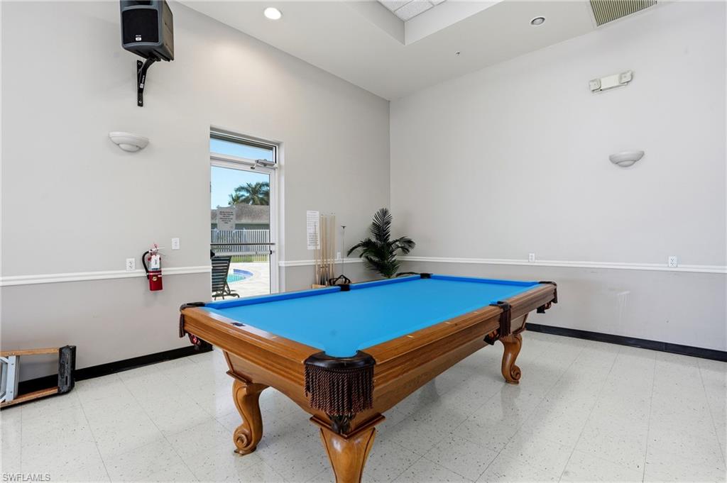 ISLAND CLUB AT CORKSCREW - Residential