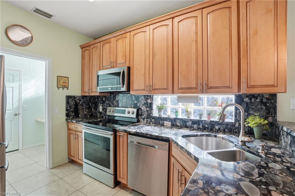 ISLAND CLUB AT CORKSCREW - Residential