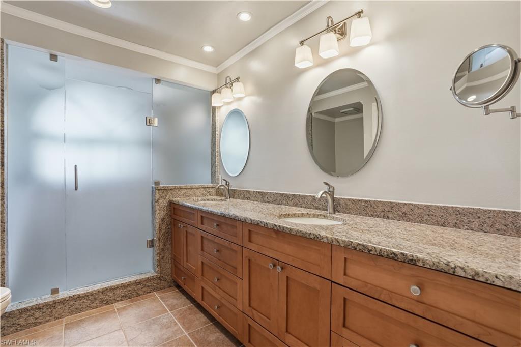 CRACKER COVE - Residential