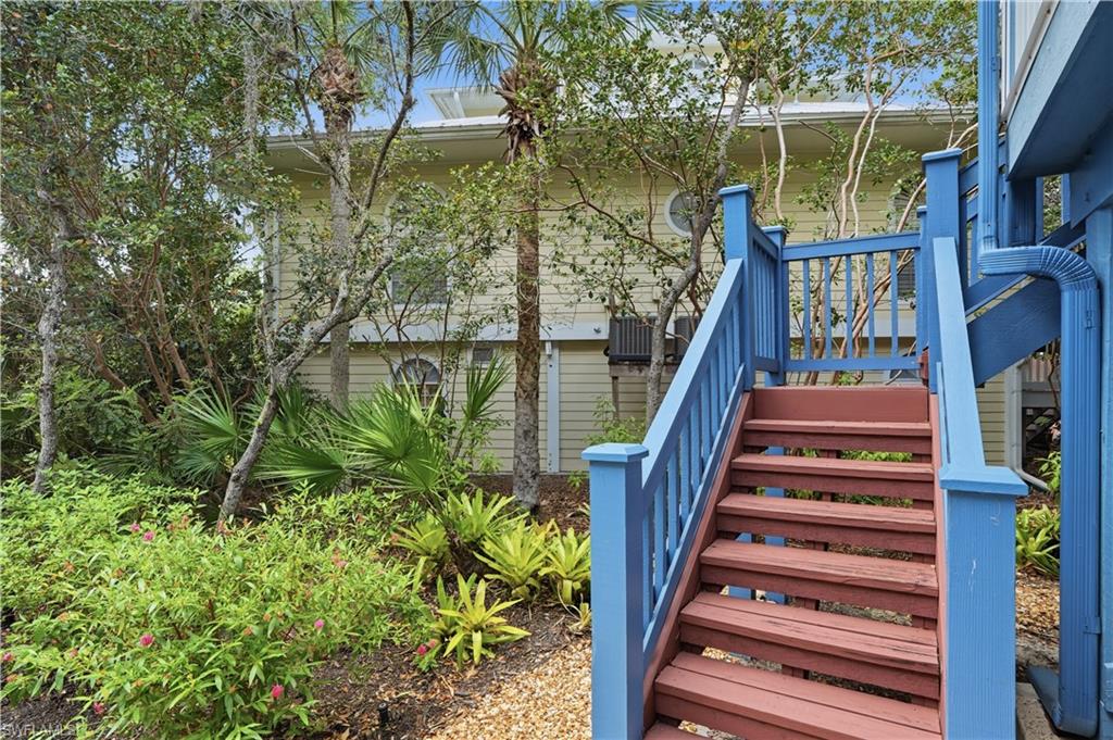 CRACKER COVE - Residential