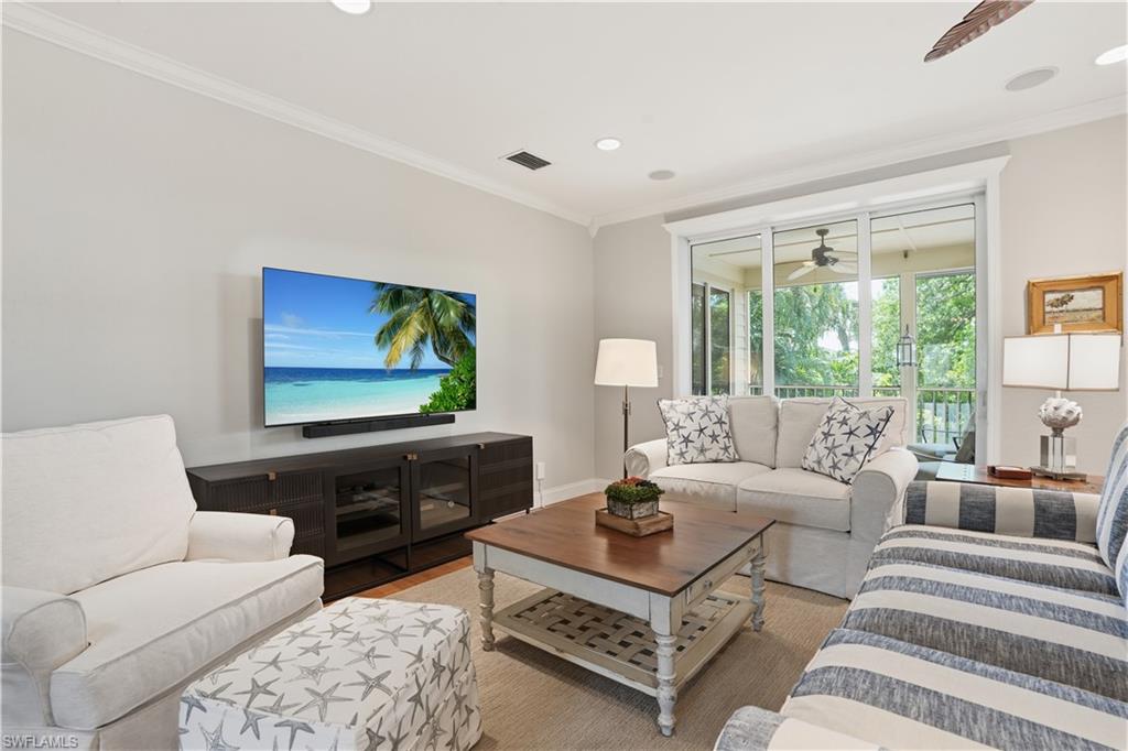 CRACKER COVE - Residential