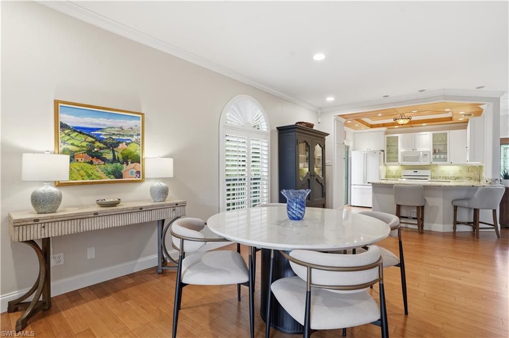 CRACKER COVE - Residential