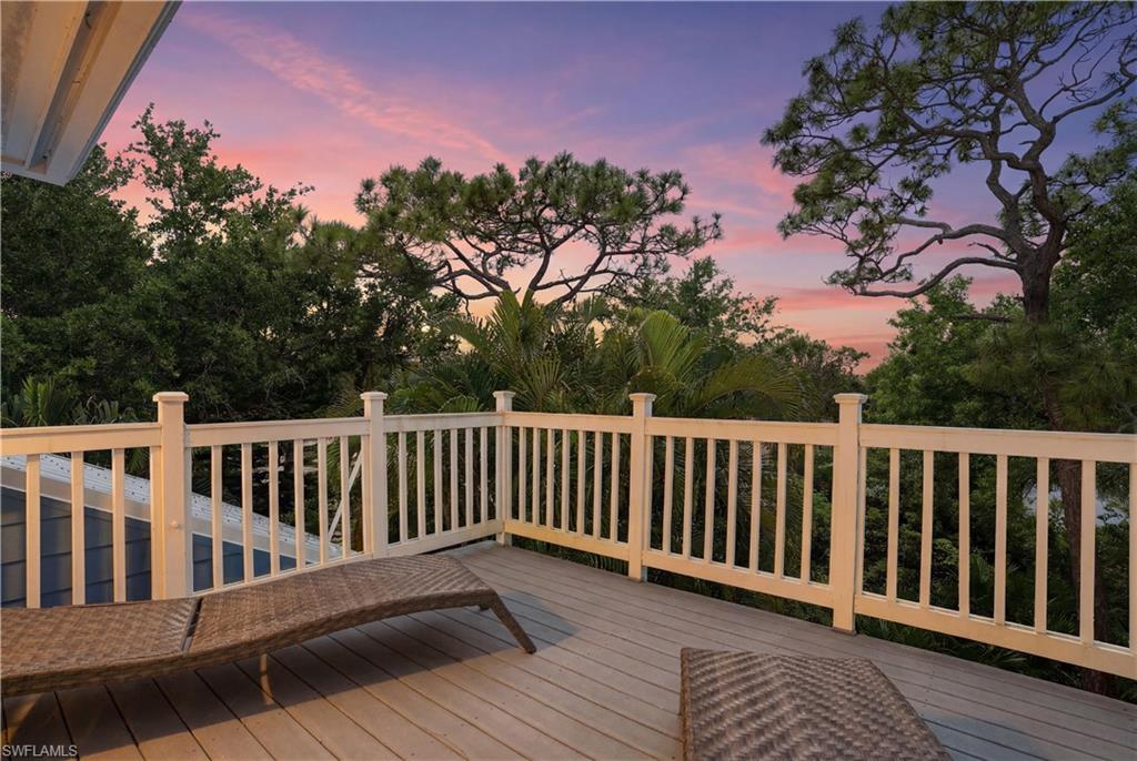 CRACKER COVE - Residential