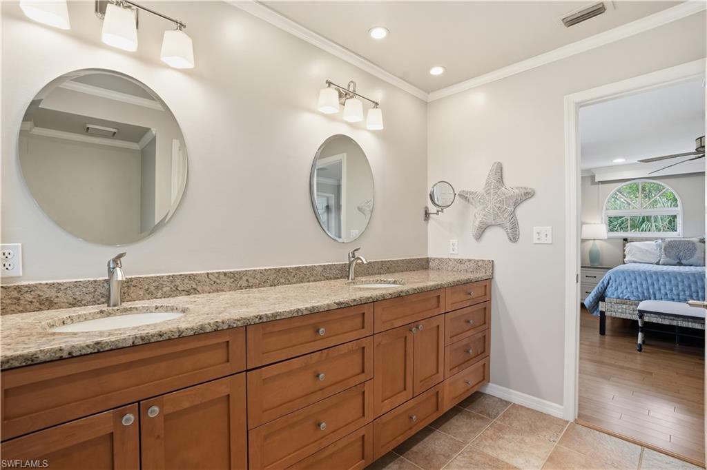 CRACKER COVE - Residential