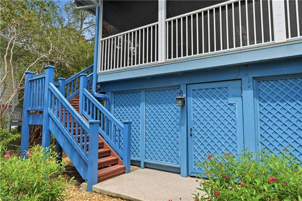 CRACKER COVE - Residential