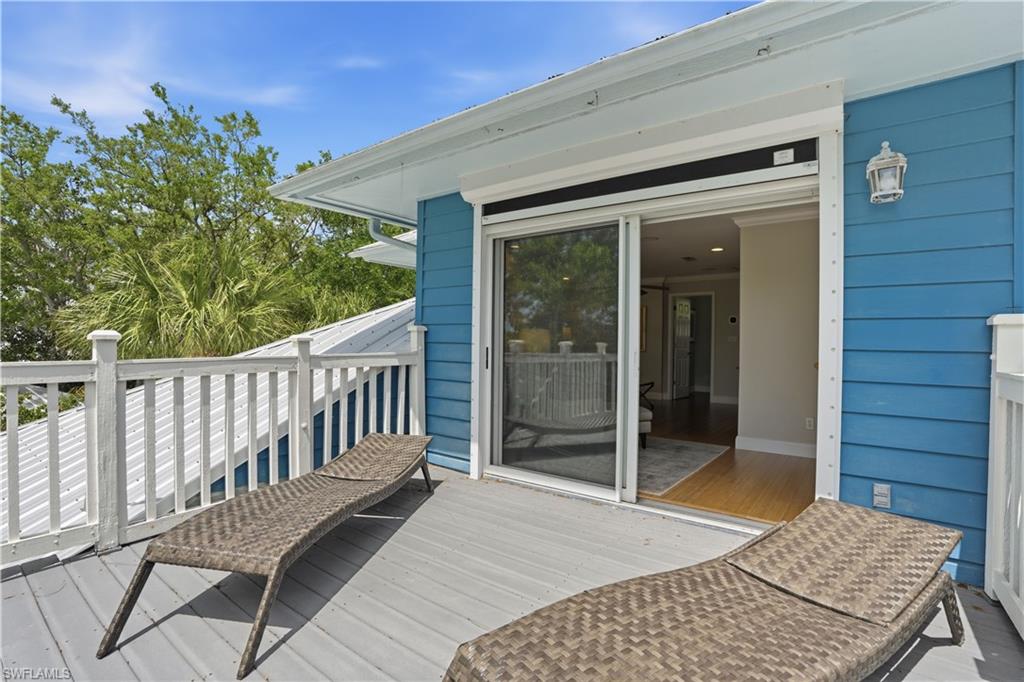 CRACKER COVE - Residential