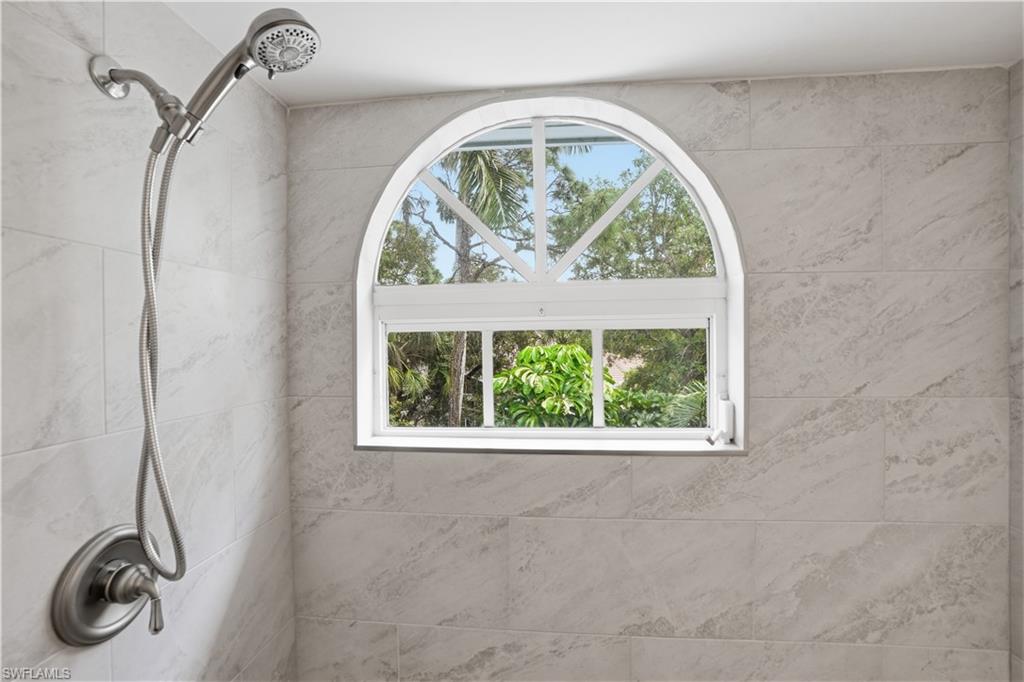 CRACKER COVE - Residential