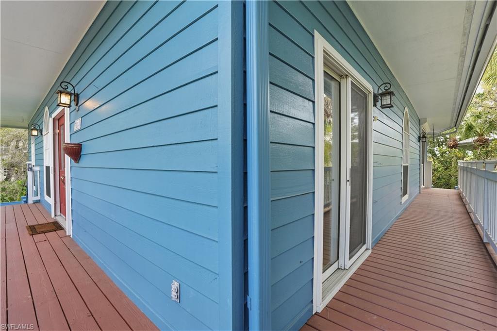 CRACKER COVE - Residential