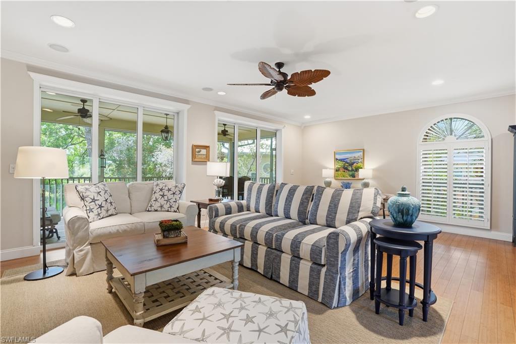 CRACKER COVE - Residential