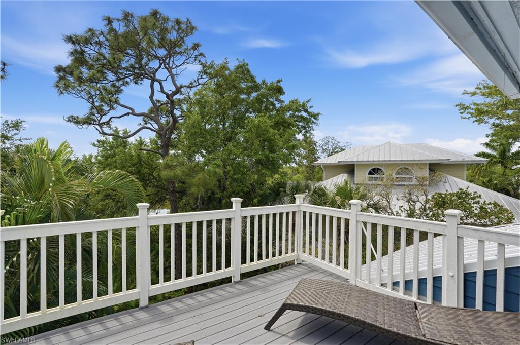 CRACKER COVE - Residential