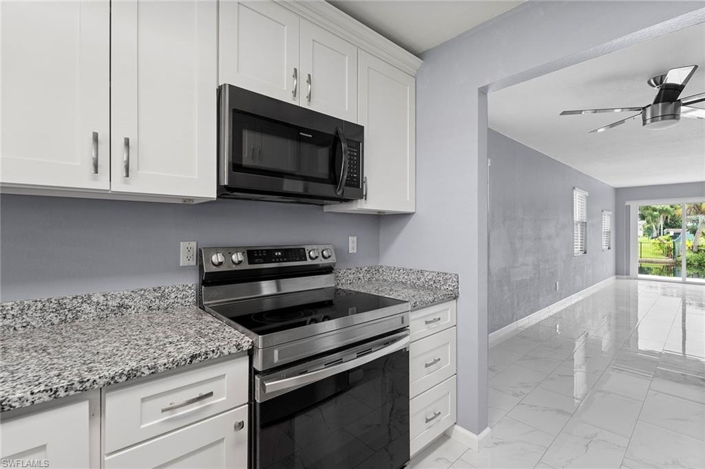 PARADISE SHORES - Residential