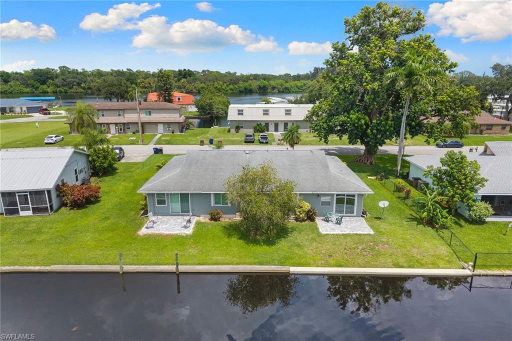 PARADISE SHORES - Residential