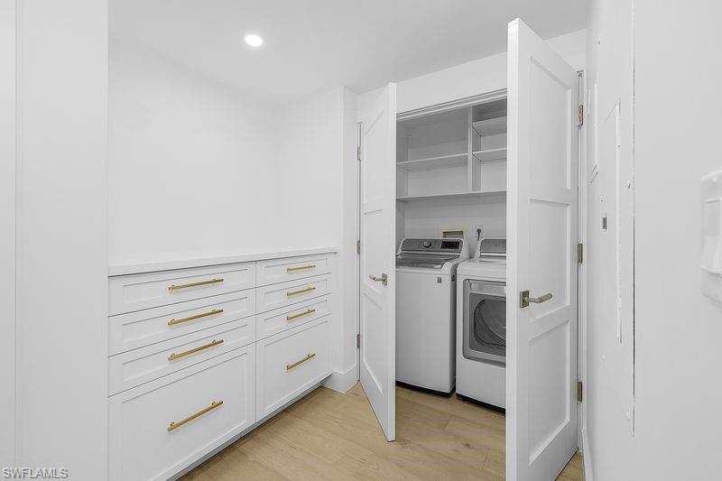 THE SHORES - Residential