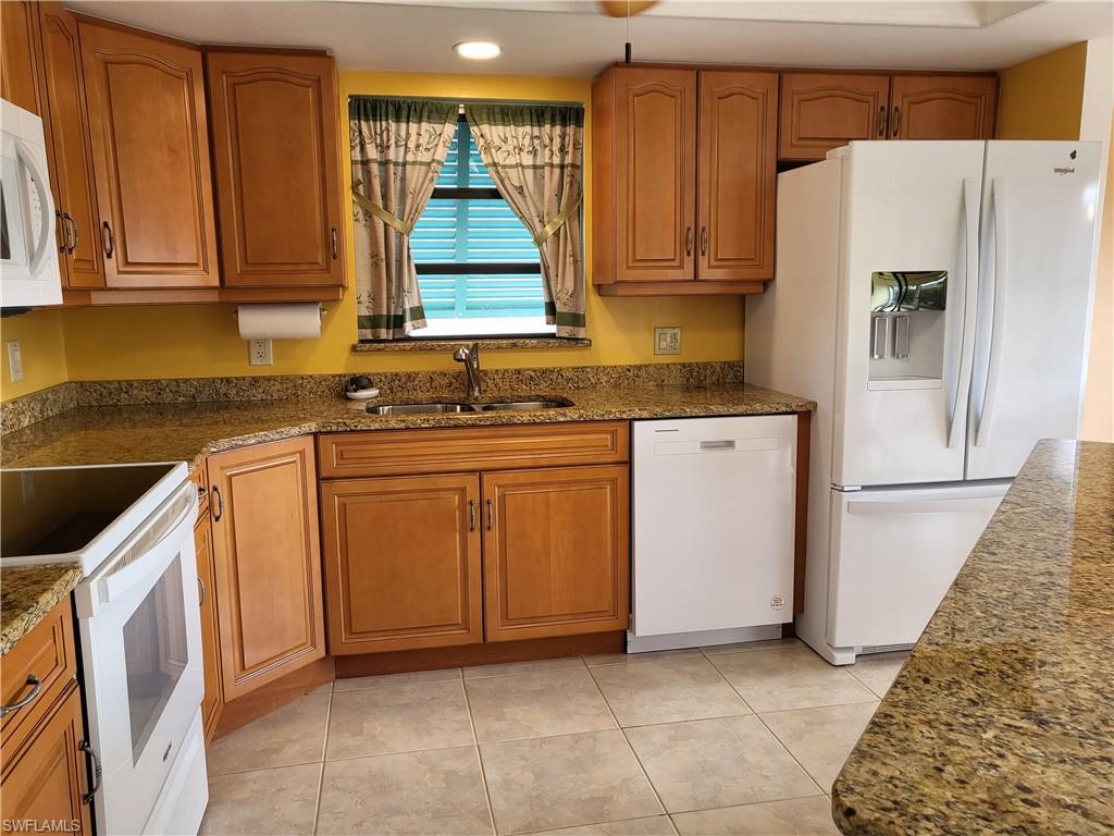 HUNTINGTON PLACE CONDO - Residential