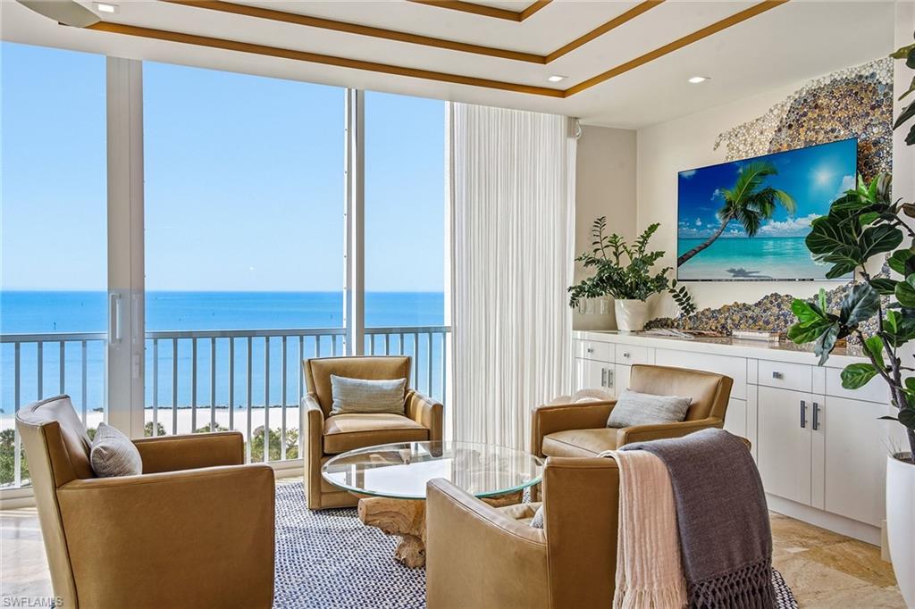 4000 Royal Marco WAY 822