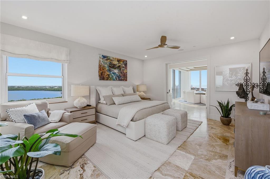 ROYAL MARCO POINT - Residential