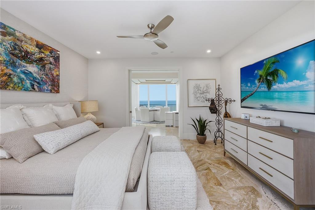 ROYAL MARCO POINT - Residential