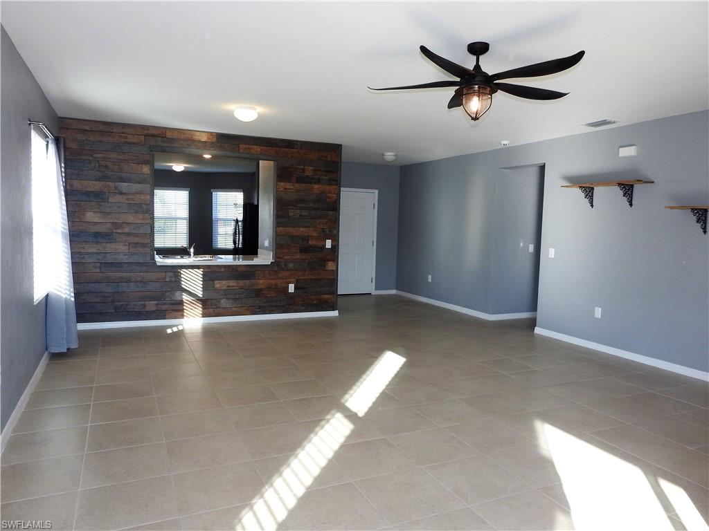 ENTRADA - Residential