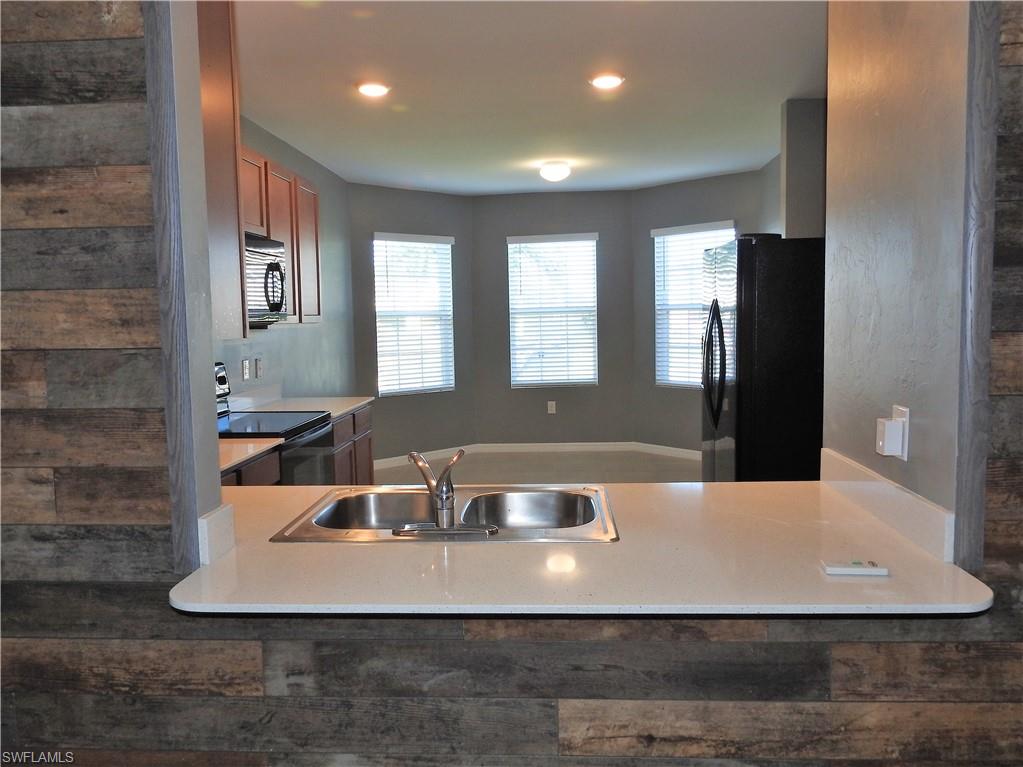 ENTRADA - Residential