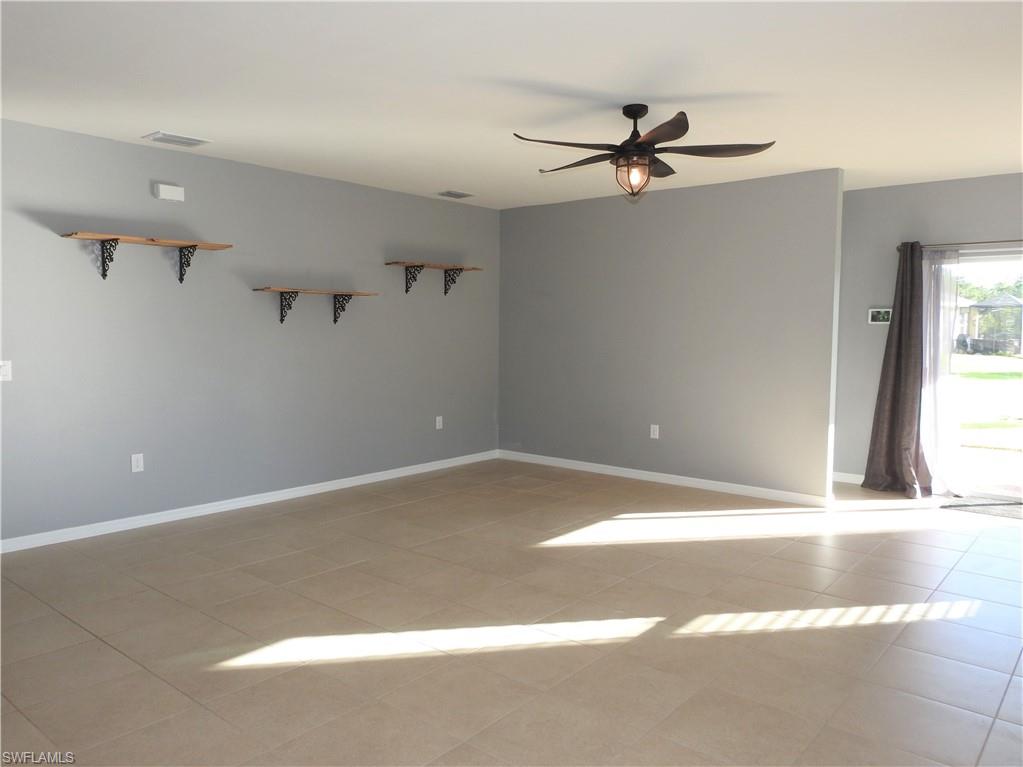 ENTRADA - Residential