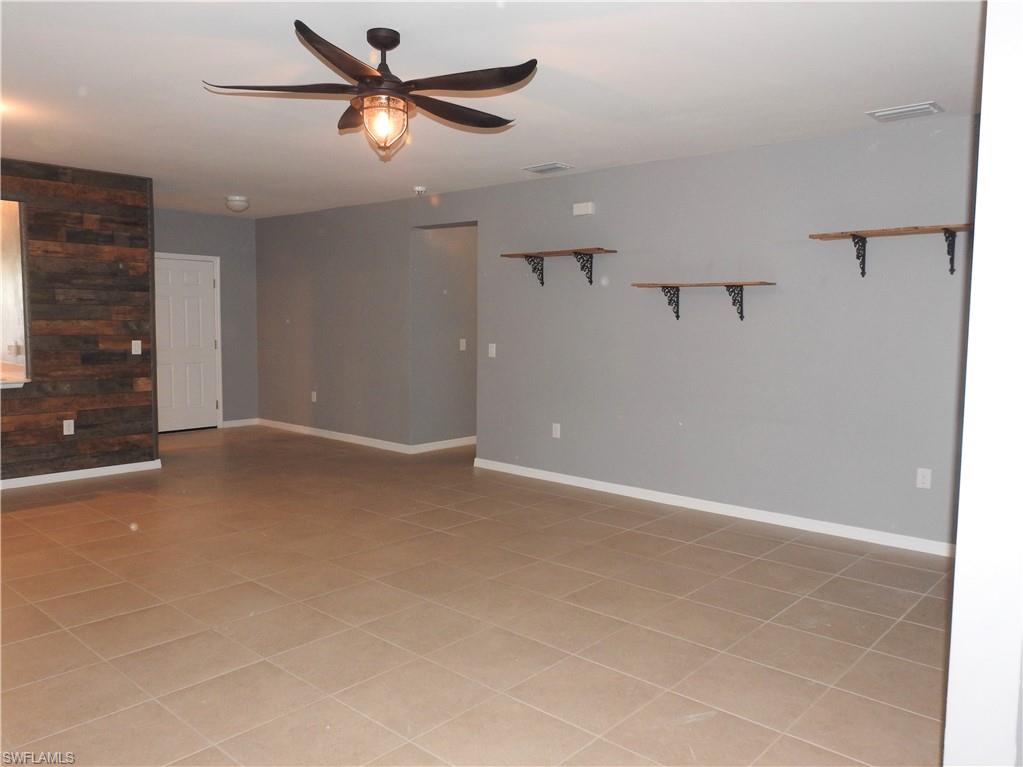 ENTRADA - Residential