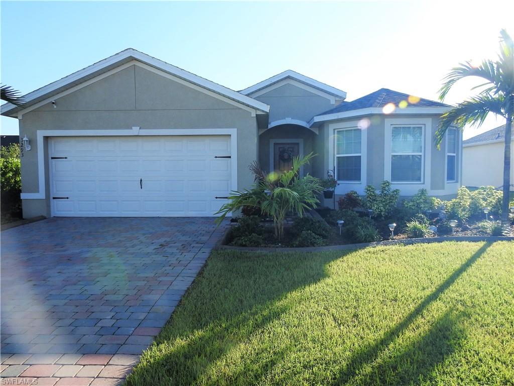 ENTRADA - Residential