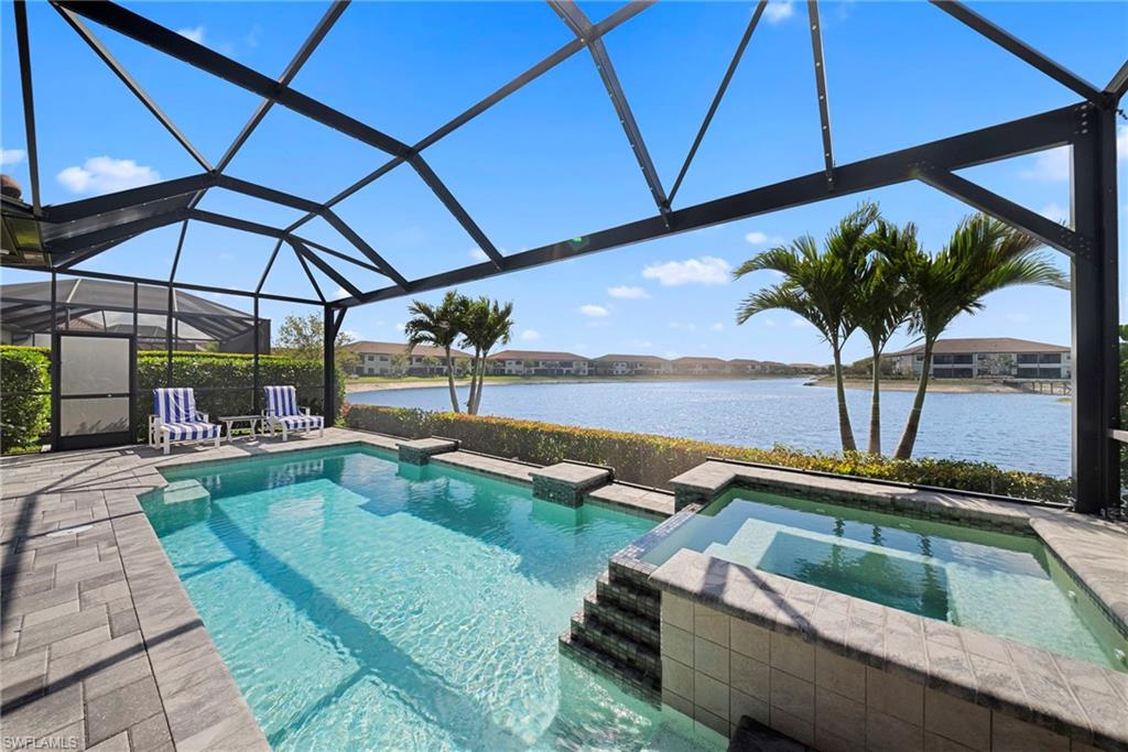 ESPLANADE - Residential