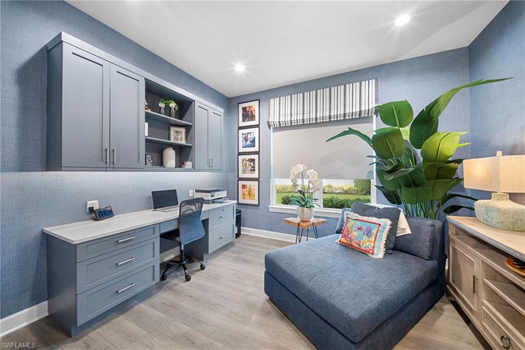 ESPLANADE - Residential