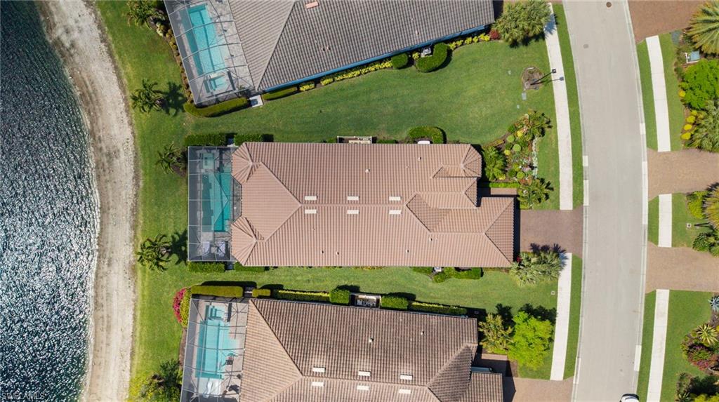 ESPLANADE - Residential