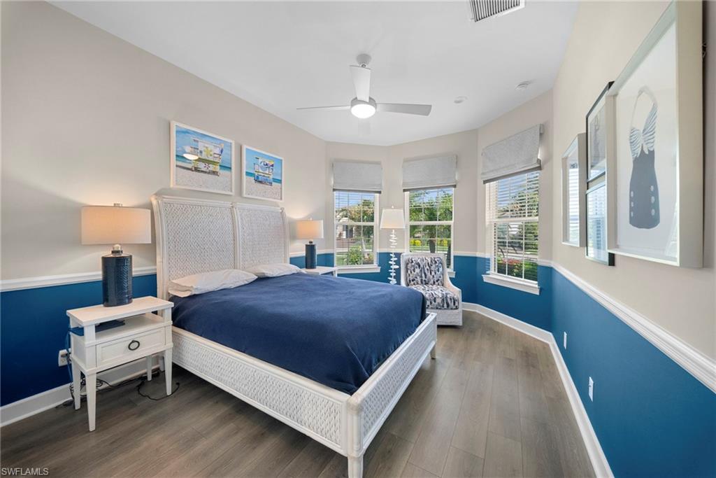 ESPLANADE - Residential