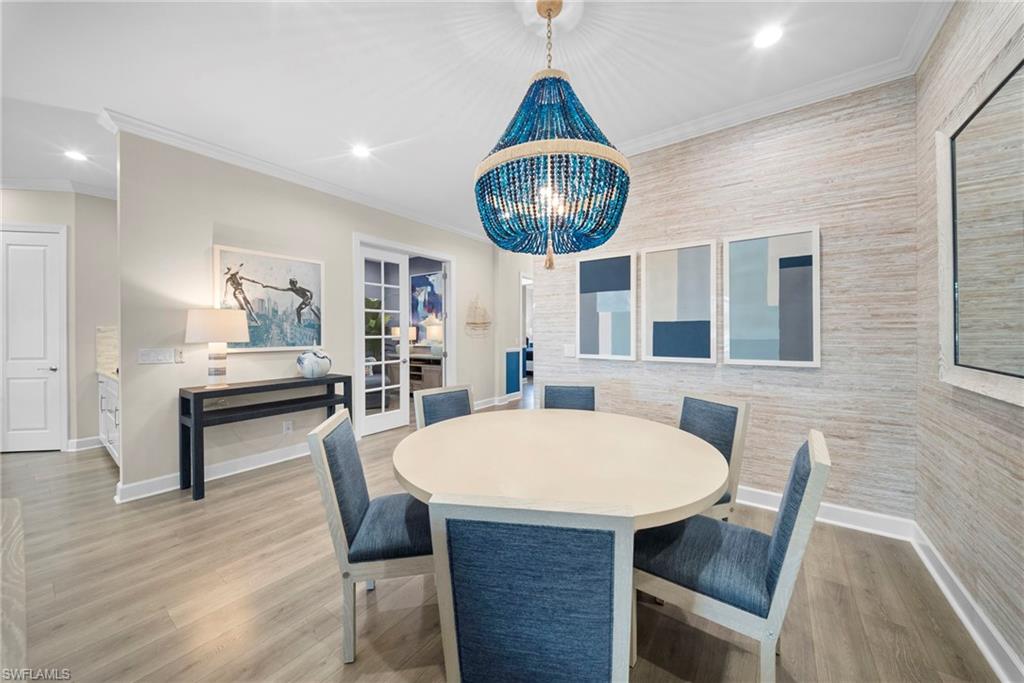 ESPLANADE - Residential