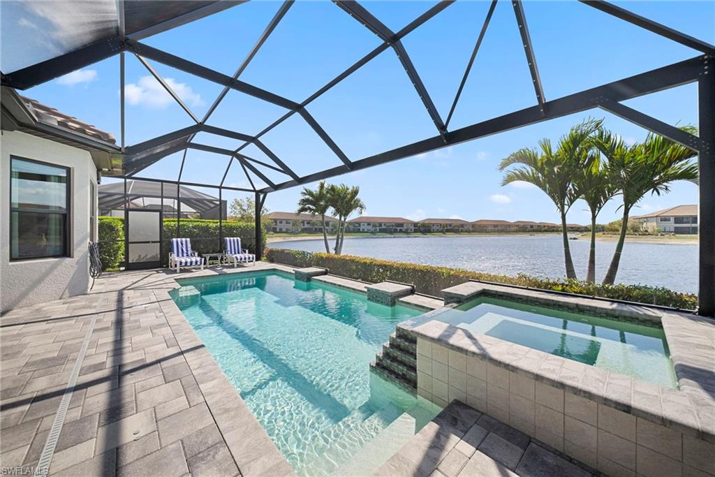 ESPLANADE - Residential