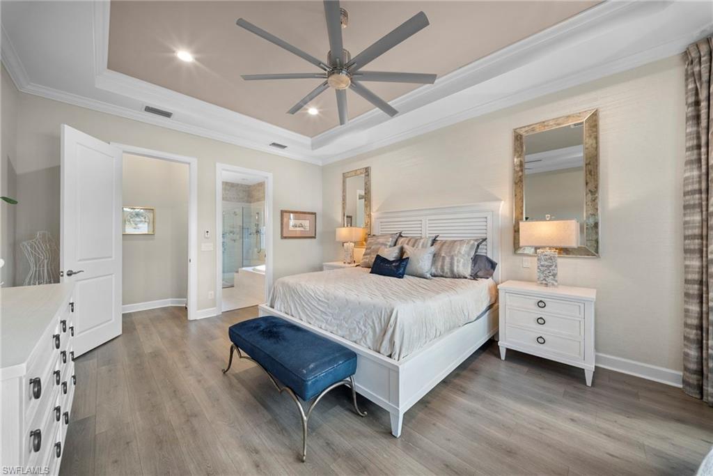 ESPLANADE - Residential