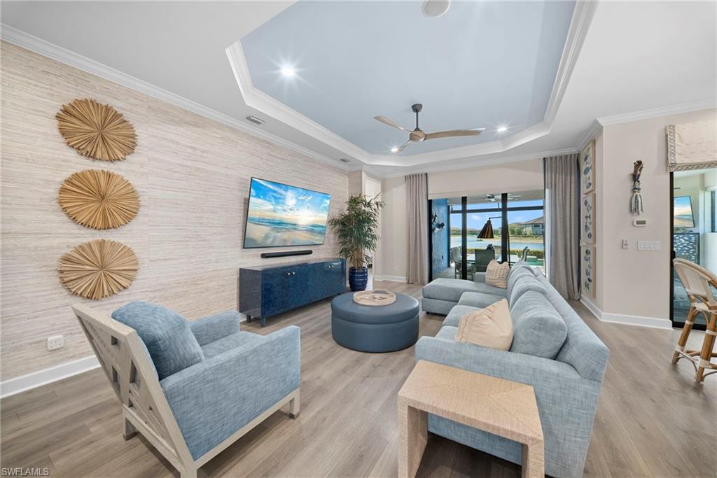 ESPLANADE - Residential