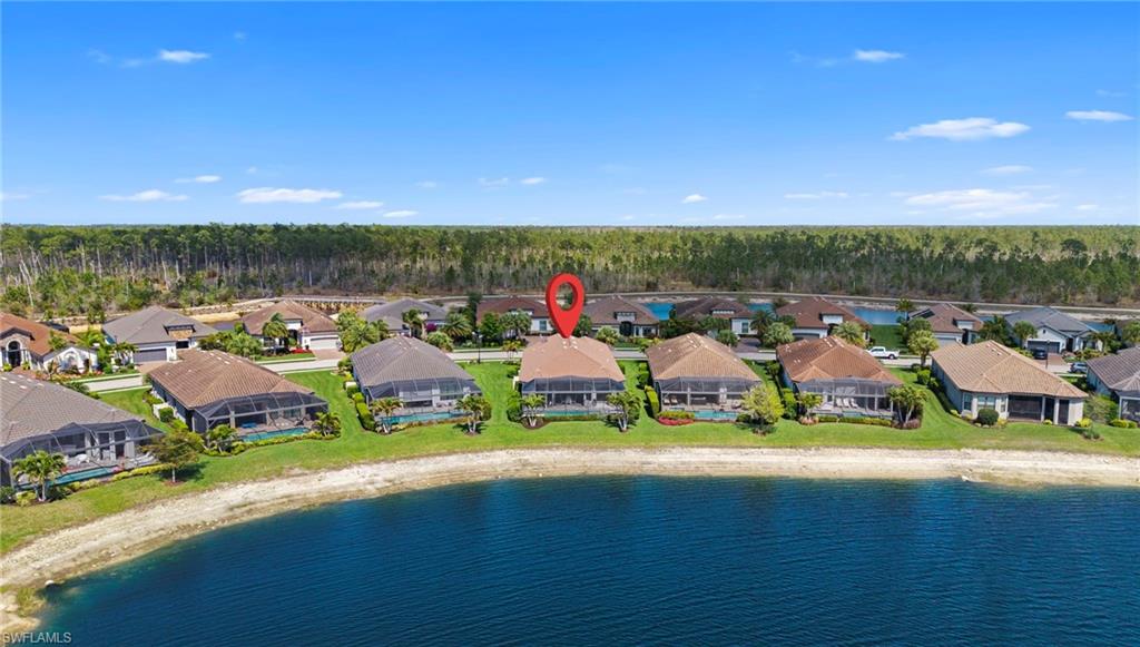 ESPLANADE - Residential