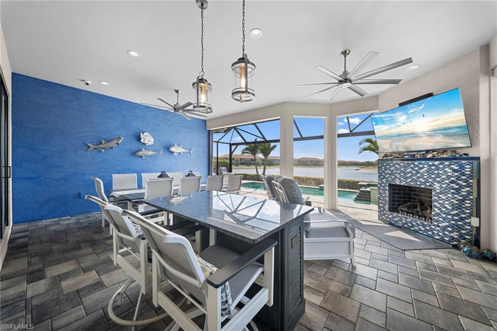 ESPLANADE - Residential