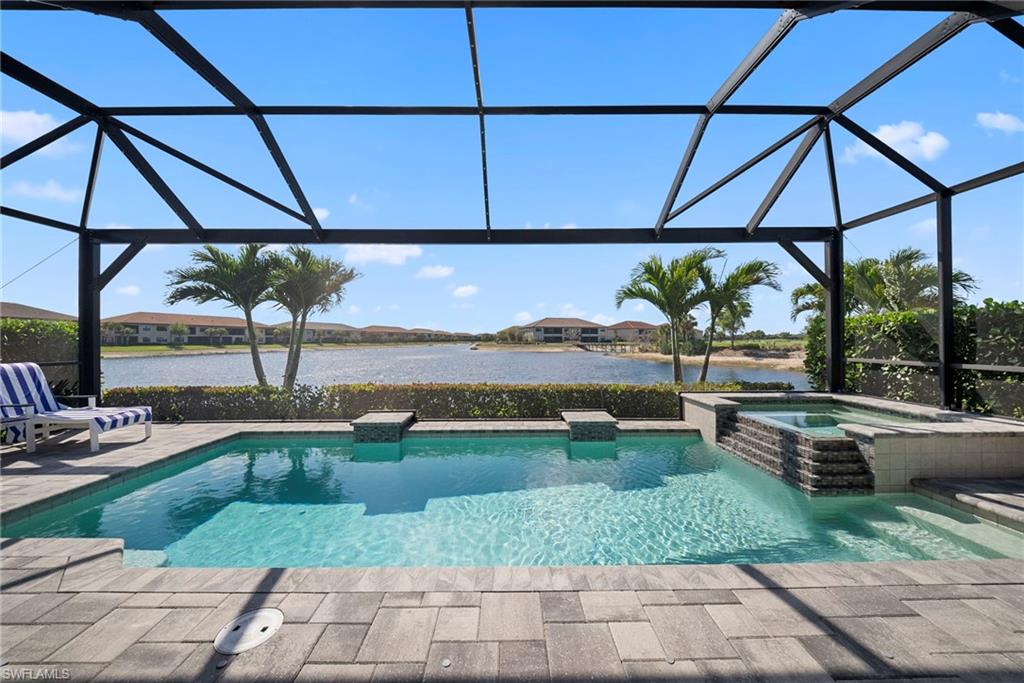 ESPLANADE - Residential