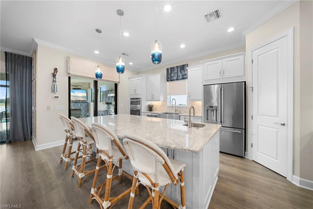 ESPLANADE - Residential