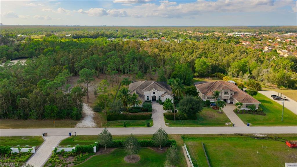 COLONIAL FARMS - Residential