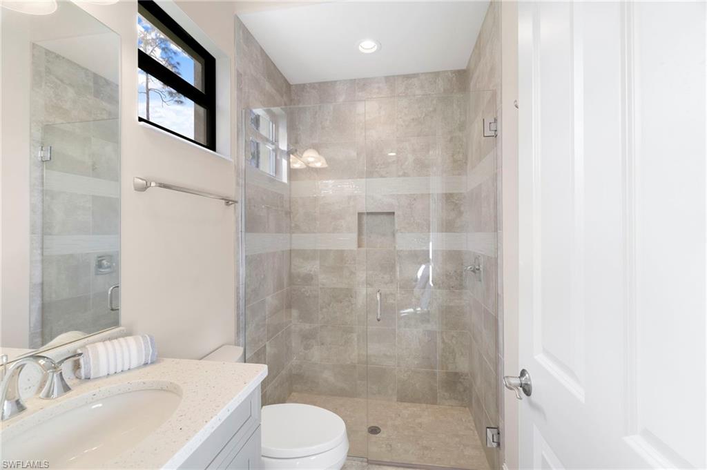 COLONIAL FARMS - Residential