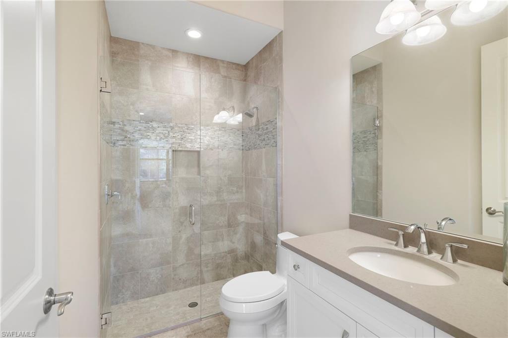 COLONIAL FARMS - Residential