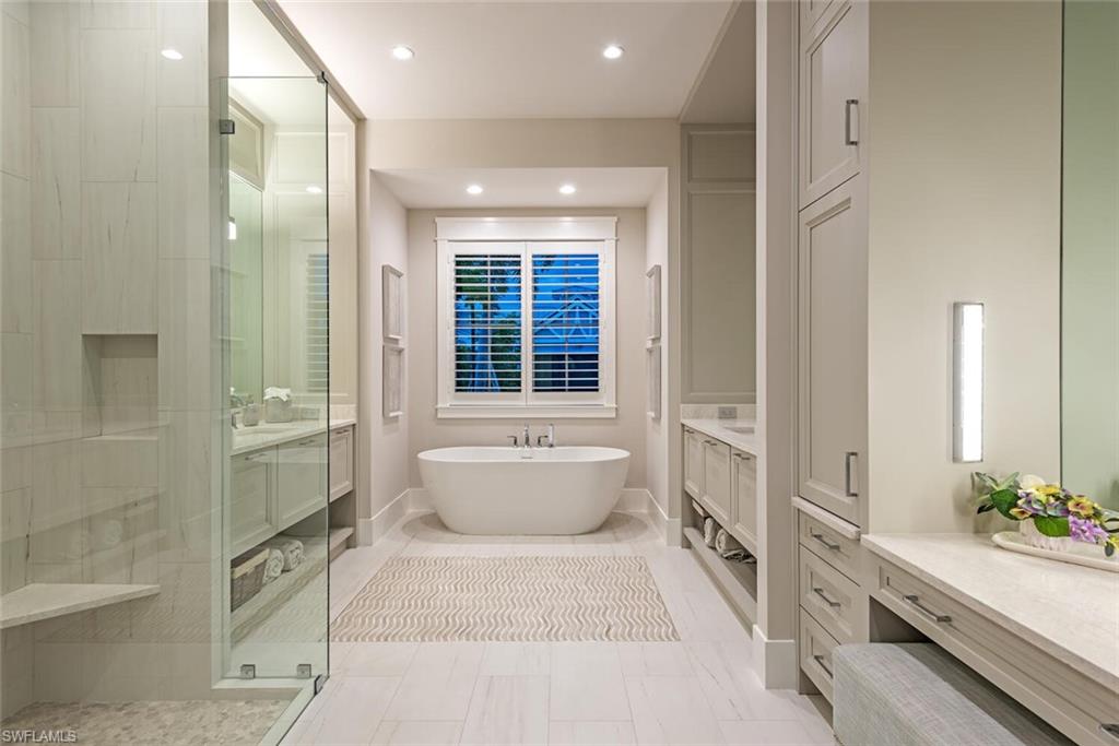 MANGROVE BAY - Residential