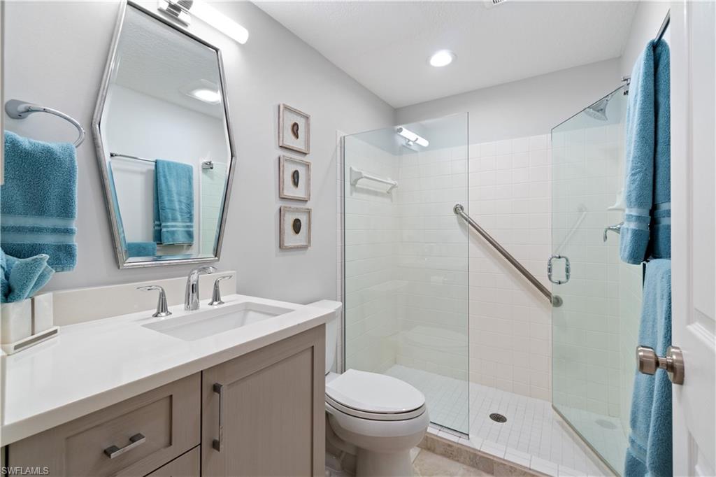 BAREFOOT BEACH CLUB - Residential