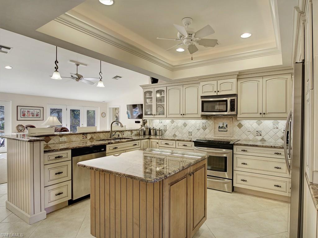 SANIBEL ESTATES - Residential