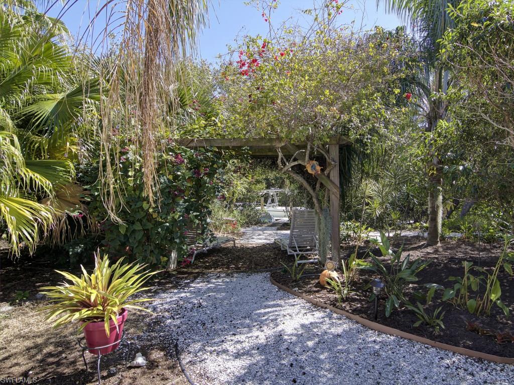 SANIBEL ESTATES - Residential