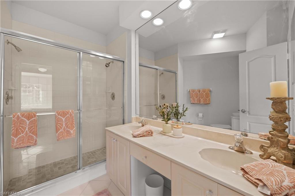 AVALON - Residential Lease