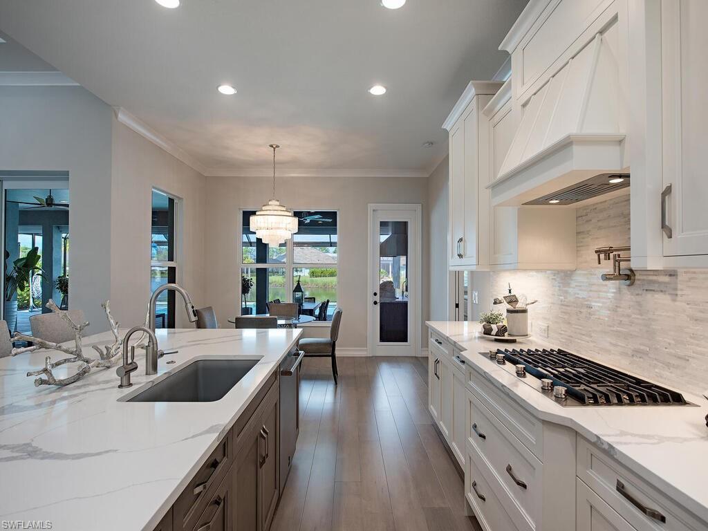 ISLES OF COLLIER PRESERVE - Residential