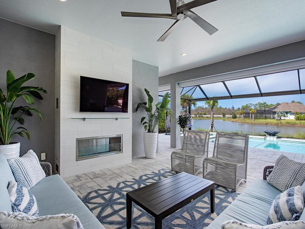 ISLES OF COLLIER PRESERVE - Residential