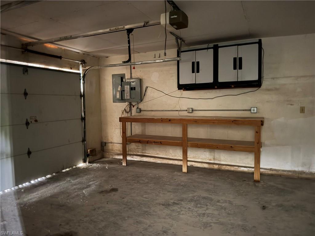 LOCHMOOR - Residential