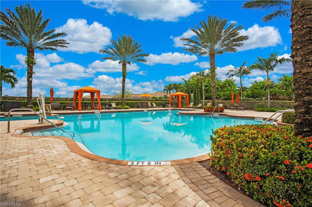 ESPLANADE AT HACIENDA LAKES - Residential